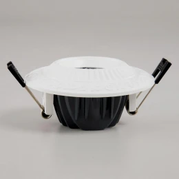 CLD041NW0 Боска Белый  Св-к Встр. 7W*3500K